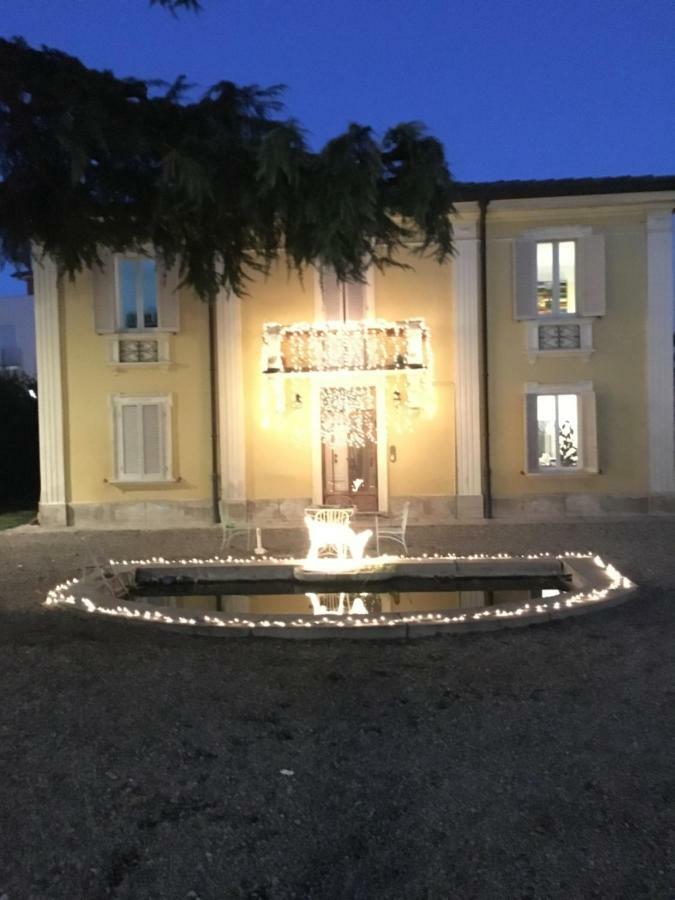 Via Mazzini Bed and Breakfast Bazzano Εξωτερικό φωτογραφία